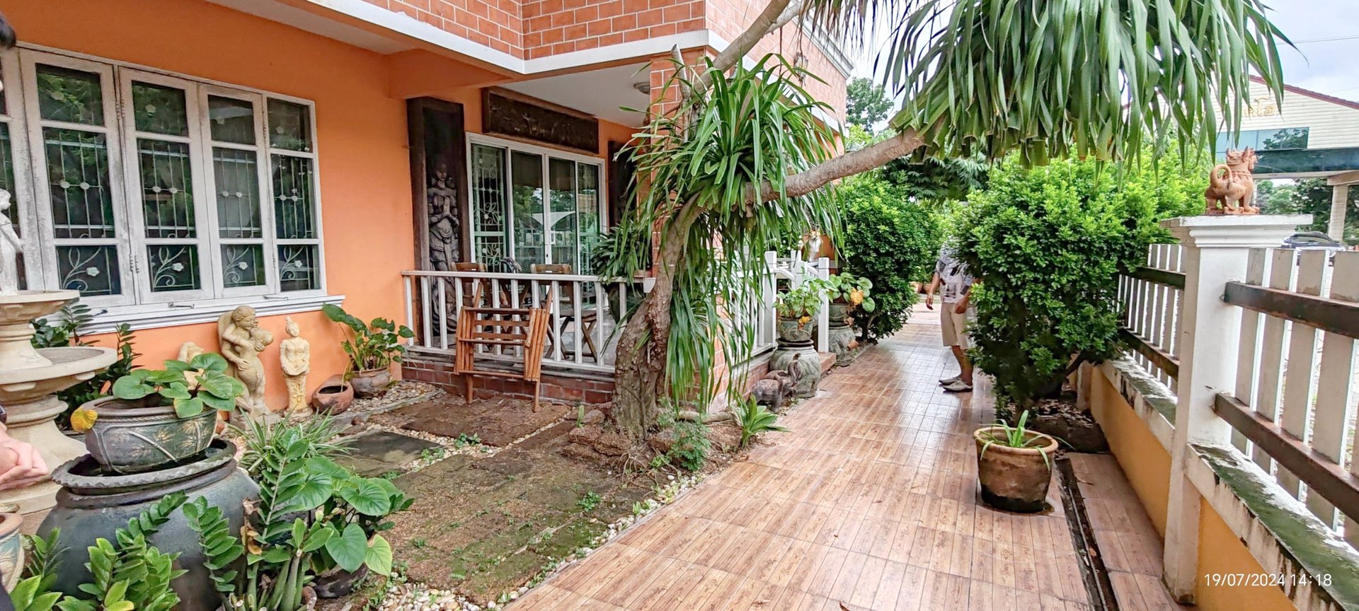 ขายบ้านเดี่ยว97ตรวด้านหน้าโครงการ-ห่าง-รปภ24เมตร-เท่านั้น-มีทะเลสาบใหญ่มาก