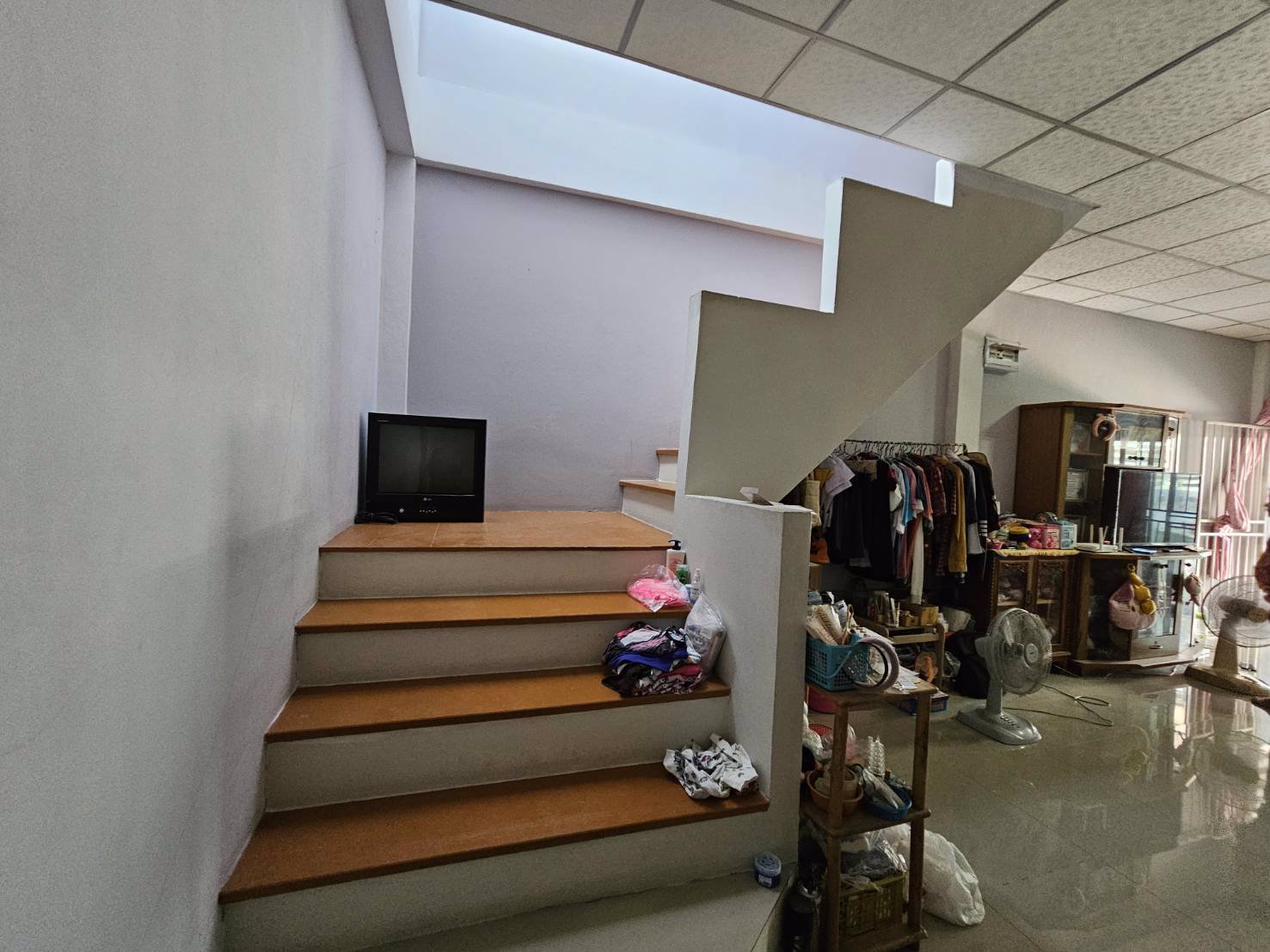 ขายทาวเฮ้าส์-2-ชั้น-หมู่บ้านฉัตรไพลิน-ลาดหลุมแก้ว-ปทุมธานี