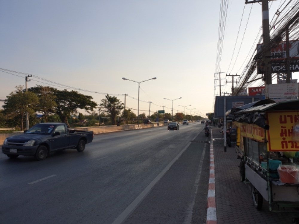 ขายด่วนๆๆๆขายบ้านเบญจทรัพย์คลอง6-ติดถนนใหญ่-เพียง115ล้านบาทเท่านั้น