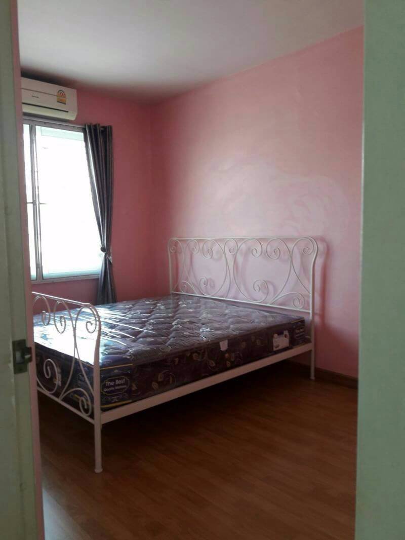 hr103-ให้เช่าทาวเฮ้าส์เดอะคัลเลอร์อารียา-ปากเกร็ด-3-ห้องนอน-2-ห้องน้ำ-เดินทางสะดวกติดถนนใหญ่