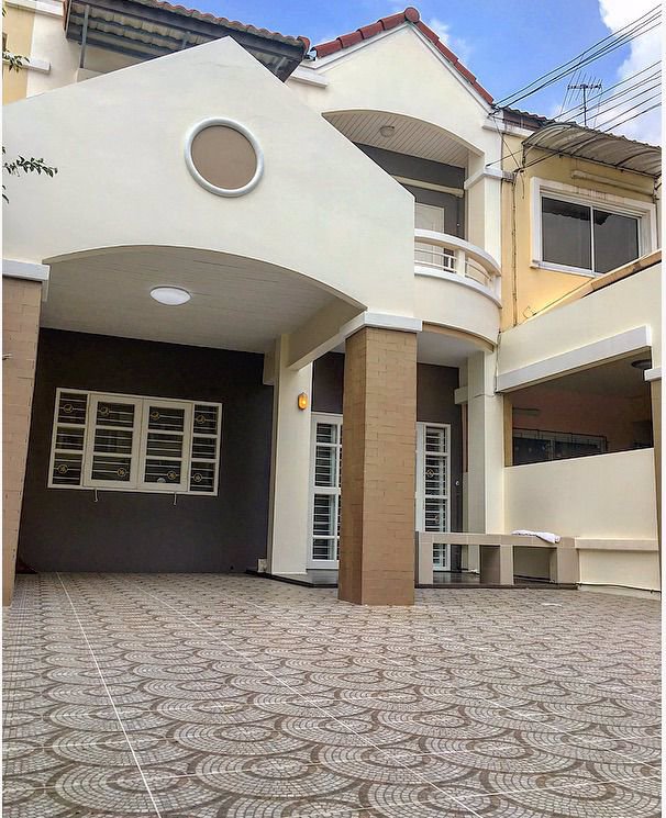 ทาวน์เฮ้าส์ให้เช่า-ซอยสวนผัก32-ราชพฤกษ์-ตลิ่งชัน-วงเวียนพระราม5-ทำเลดี-ขนาดเท่าบ้านเดี่ยว