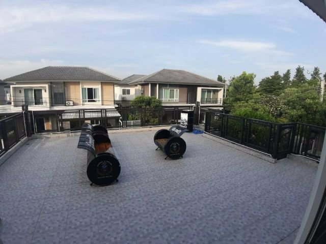 ให้เช่าบ้านเดี่ยว-โครงการ-the-centro-วัชรพล-6-ห้องนอน-3-ห้องน้ำ-ใกล้สวนบรรยากาศดี-ร่มรื่น-ติดสวน