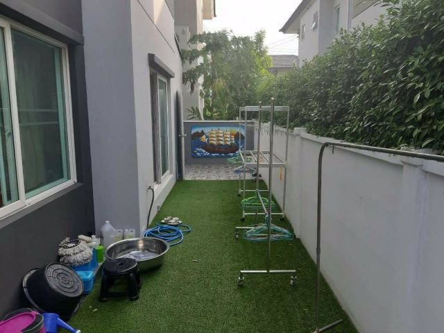 ให้เช่าบ้านเดี่ยว-โครงการ-the-centro-วัชรพล-6-ห้องนอน-3-ห้องน้ำ-ใกล้สวนบรรยากาศดี-ร่มรื่น-ติดสวน