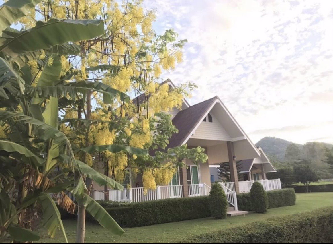 บ้านเขาใหญ่-ภูจันทรา