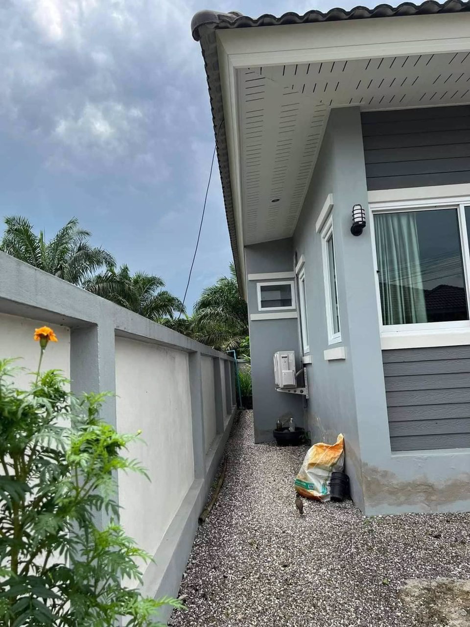 ขายด่วน-หมู่บ้าน-ปภาดา-เอสเตท-บางสวรรค์-สุราษฎร์ธานี-ขายถูกกว่าโครงการ-พื้นที่มากสุดในโครงการ