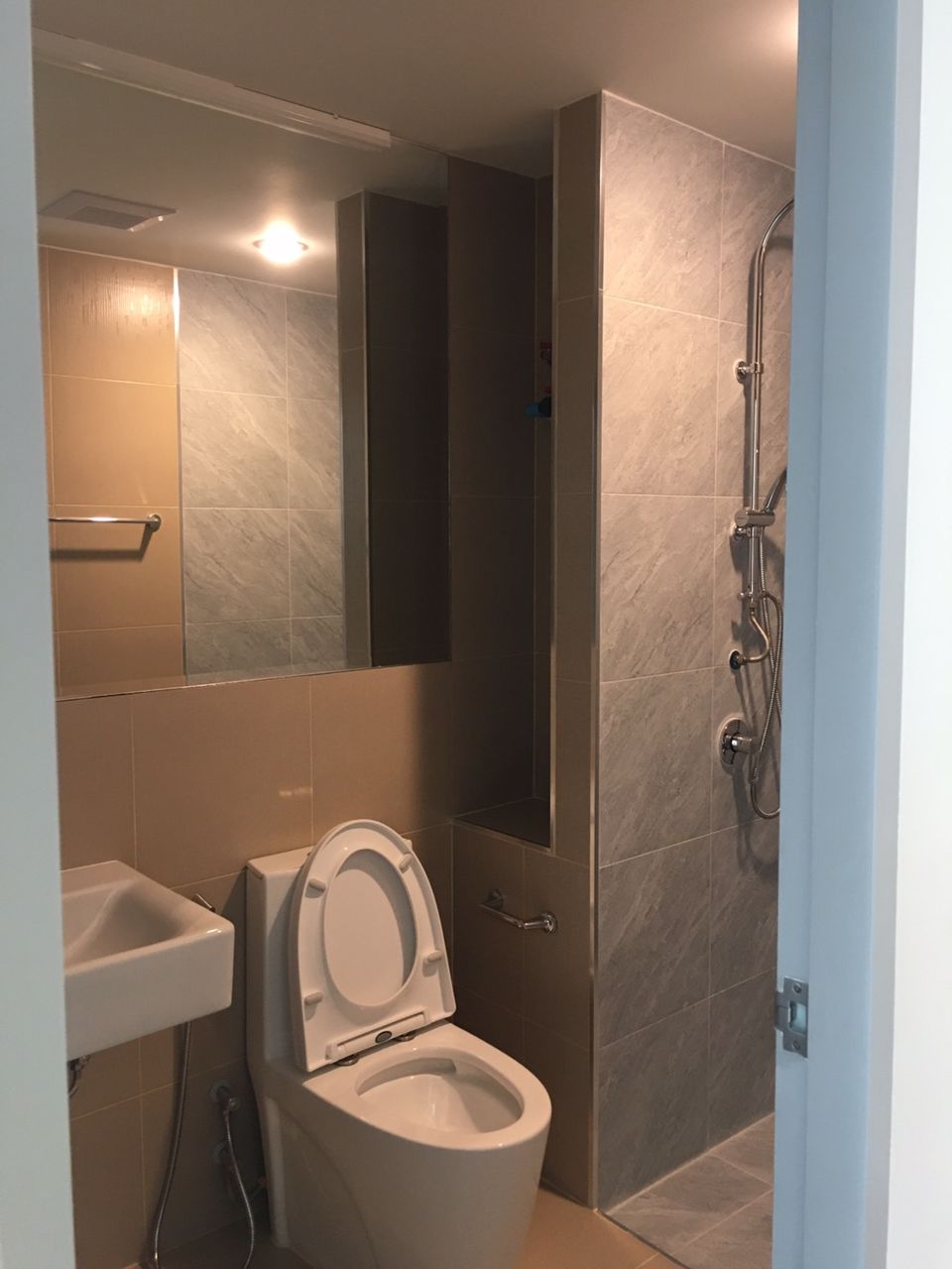 ขายด่วน-คอนโด-ลาซิโอ-ศรีย่าน-47-ตรม-ขายถูกกว่าโครงการ-ไม่เคยเข้าอยู่-