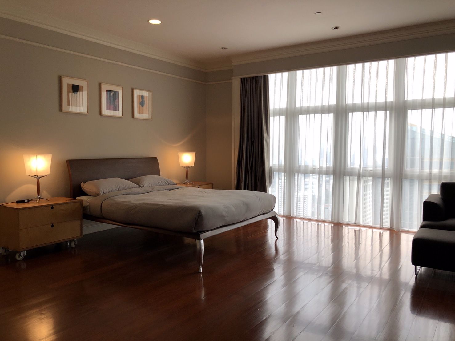 ขาย-เช่า-las-colinas-ลาส-โคลินาส-700-ตรม-ติด-mrt-สุขุมวิท