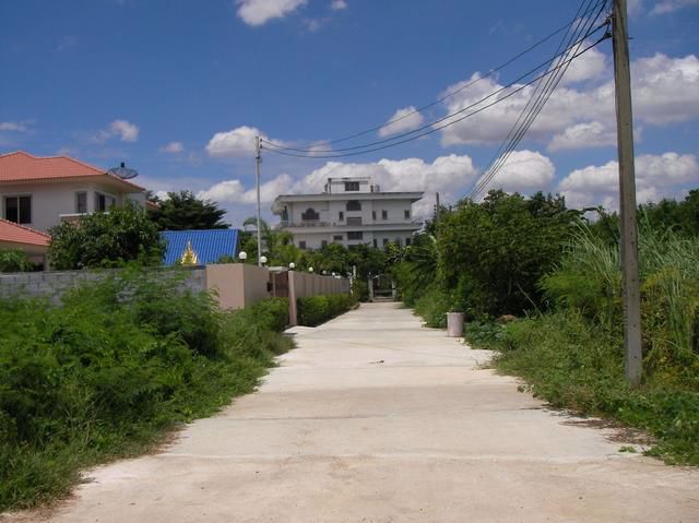 ขายที่ดินแปลงมุม-180-ตรว-พุทธมลธลสาย-1-ซอย-35-ใกล้ถนนบรมราชชนนี