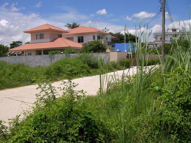 ขายที่ดินแปลงมุม-180-ตรว-พุทธมลธลสาย-1-ซอย-35-ใกล้ถนนบรมราชชนนี