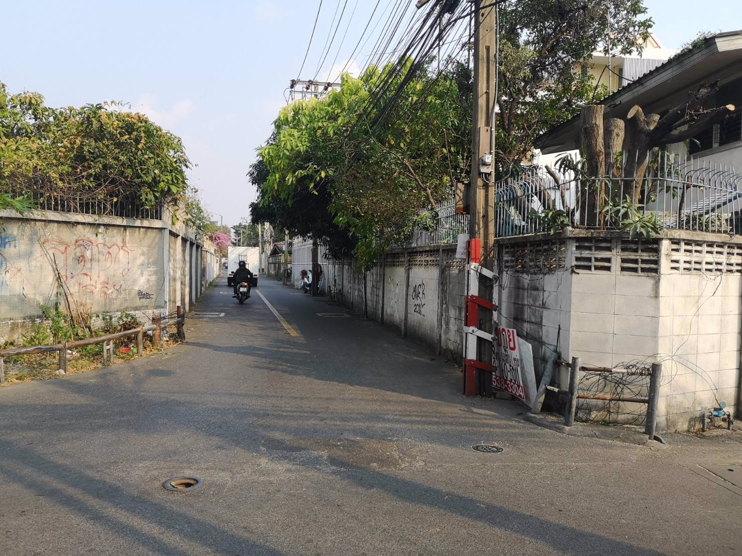 ที่ดินพร้อมบ้าน-148-ตรว-เอกมัย-22-ซนวลน้อย-ห่างสถานเอกอัครราชทูต-มองโกเลีย-100-ม