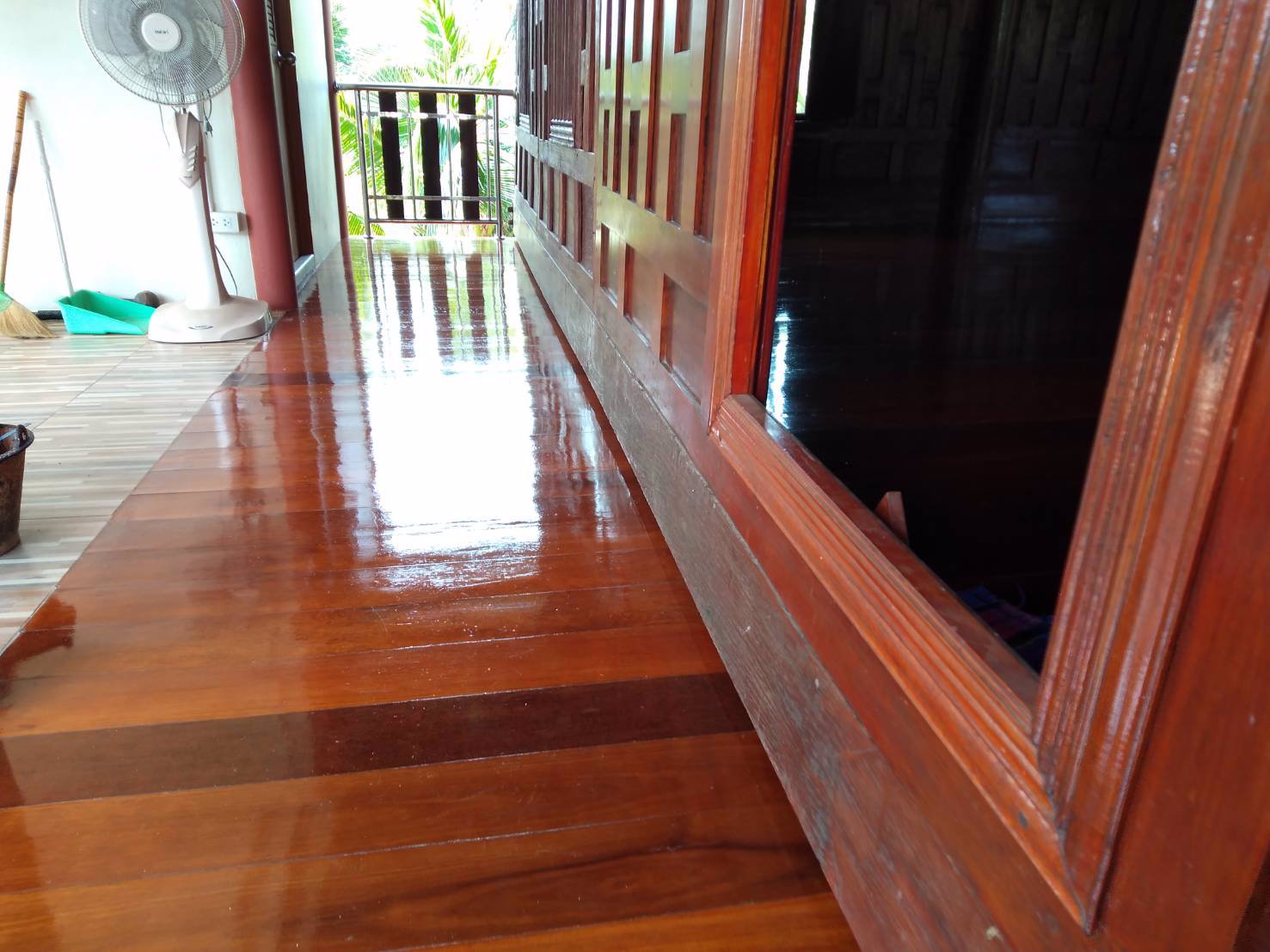 ขายบ้านเรือนไทย-เนื้อที่-3-งาน-ตคลองเขิน-อเมืองสมุทรสงคราม