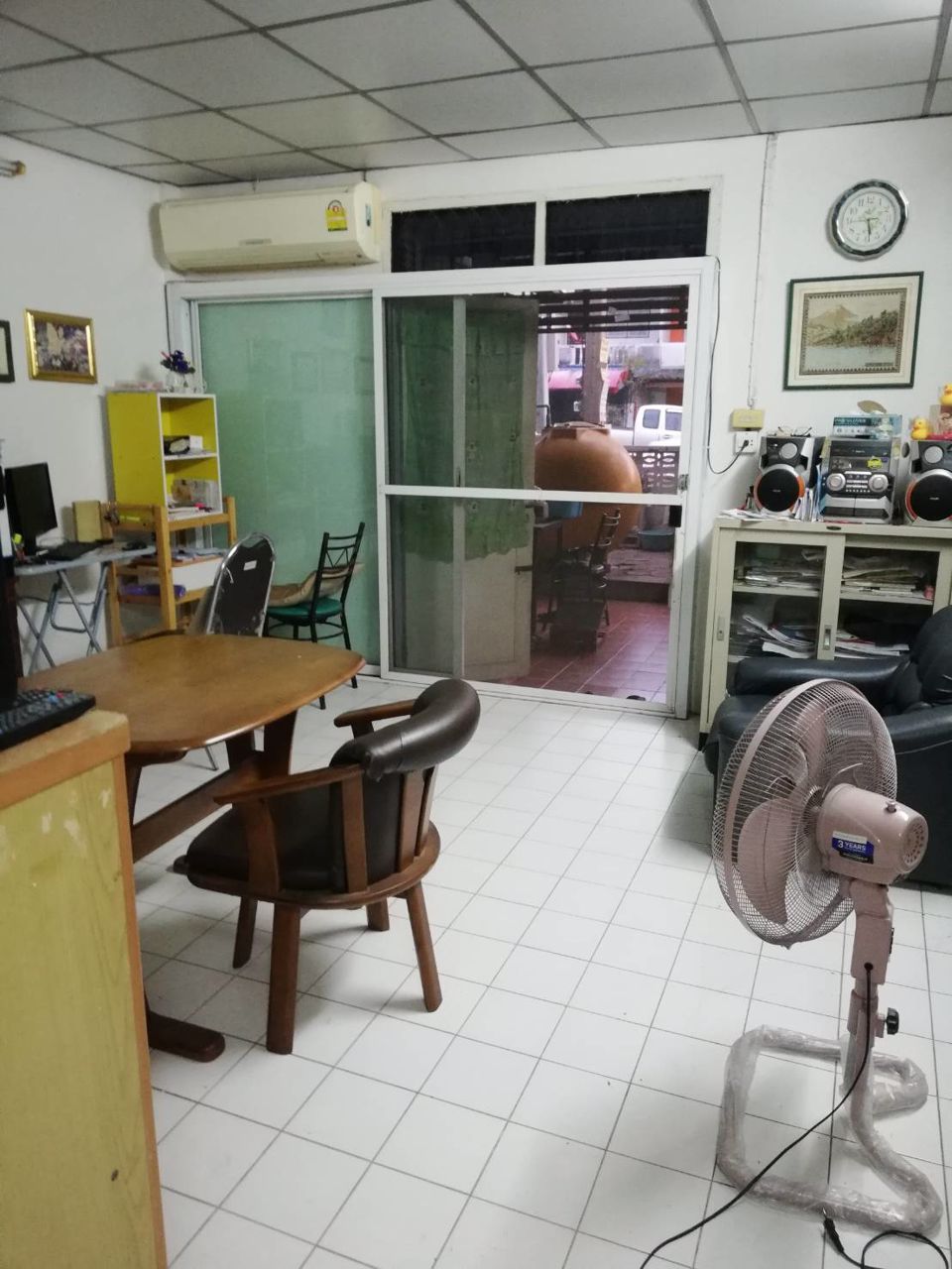 ขายทาวน์เฮาส์-40-ตรว-สวนสยาม-ทำเลดีมาก-ใกล้รถไฟฟ้าสายสีชมพู