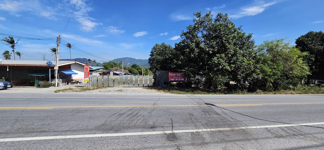 ขาย-ให้เช่า-
-ที่ดินเปล่า-10-ไร่-อศรีราชา-จชลบุรี-