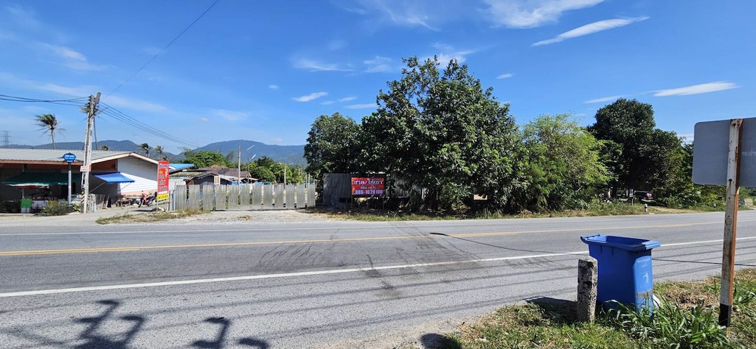 ขาย-ให้เช่า-
-ที่ดินเปล่า-10-ไร่-อศรีราชา-จชลบุรี-