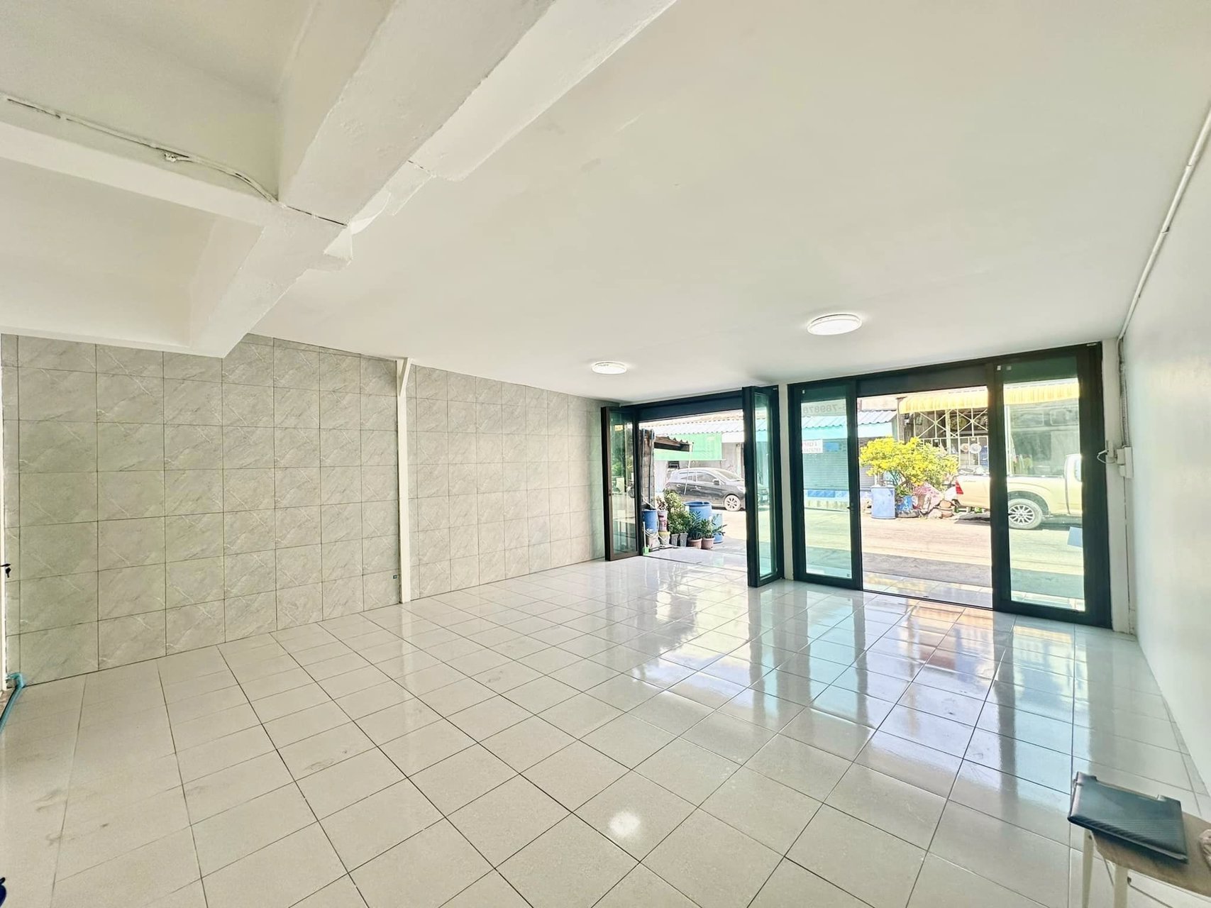 ขายด่วน-บ้านไทยธานี-นวนคร-ซ23-รีโนเวทใหม่