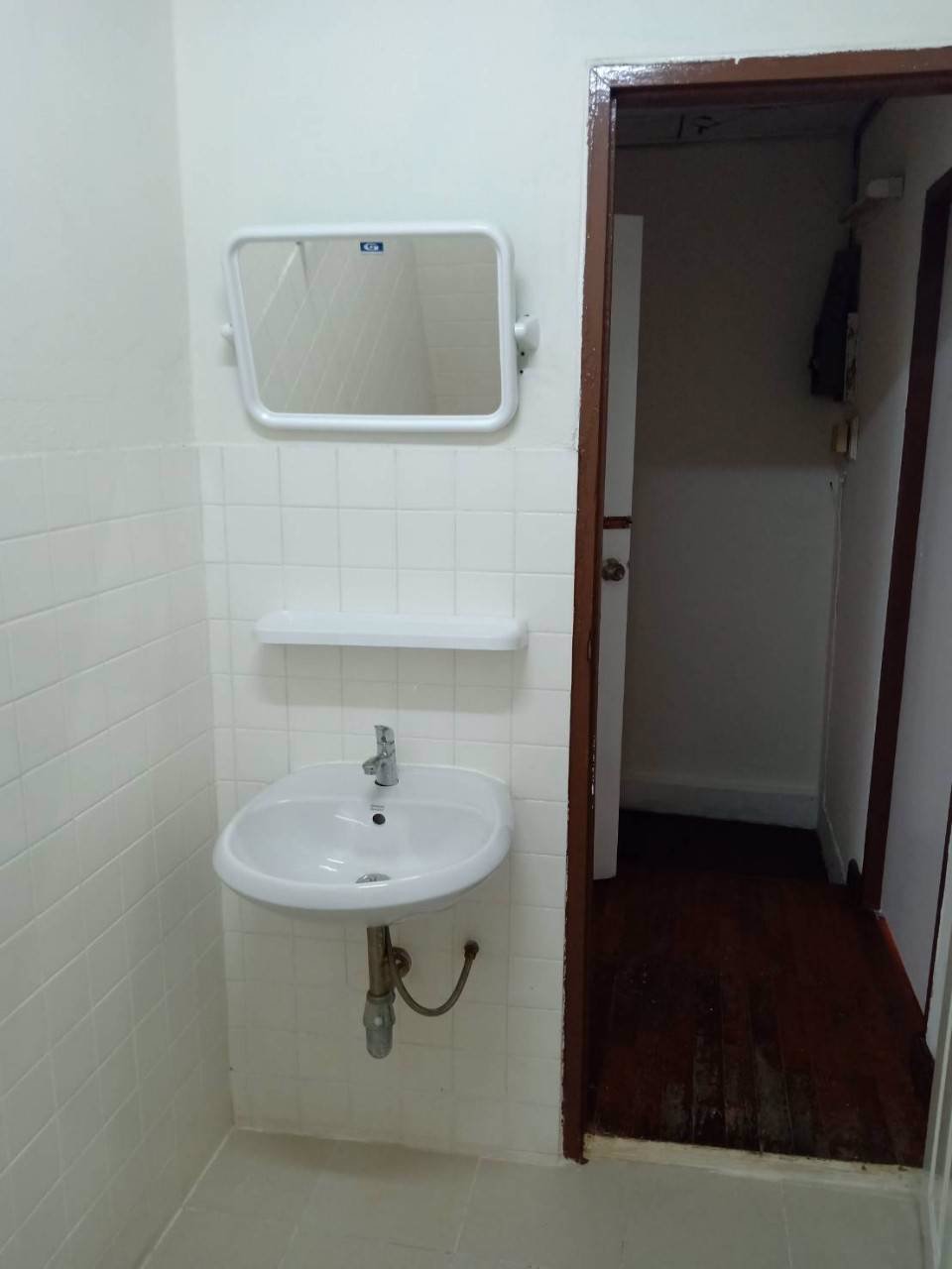 ให้เช่าทาวน์เฮาส์-หมู่บ้านเสนาวิลล่า