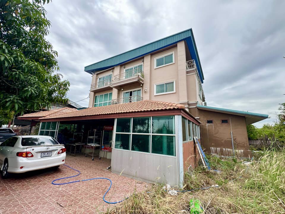 ขายด่วน-ตึก-4-ชั้น-พร้อมโกดัง-บางปะอิน-อยุธยา