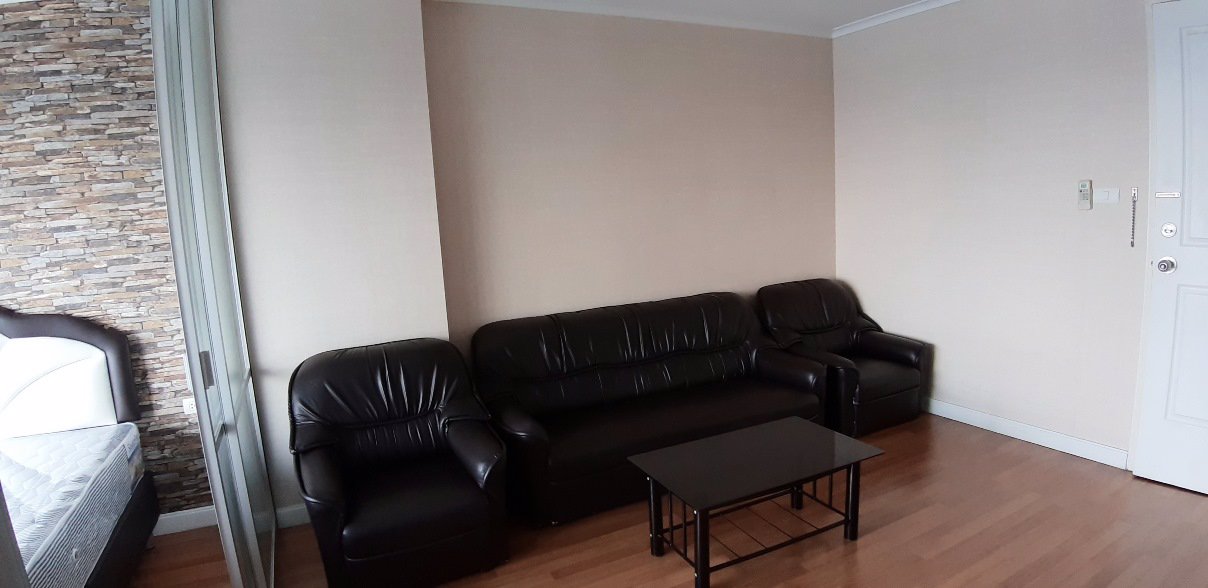 ขายคอนโดลุมพินี-เพลส-รามอินทรา-หลักสี่-อาคารแรกติดถนนใหญ่-ขายถูก-23-ล้าน