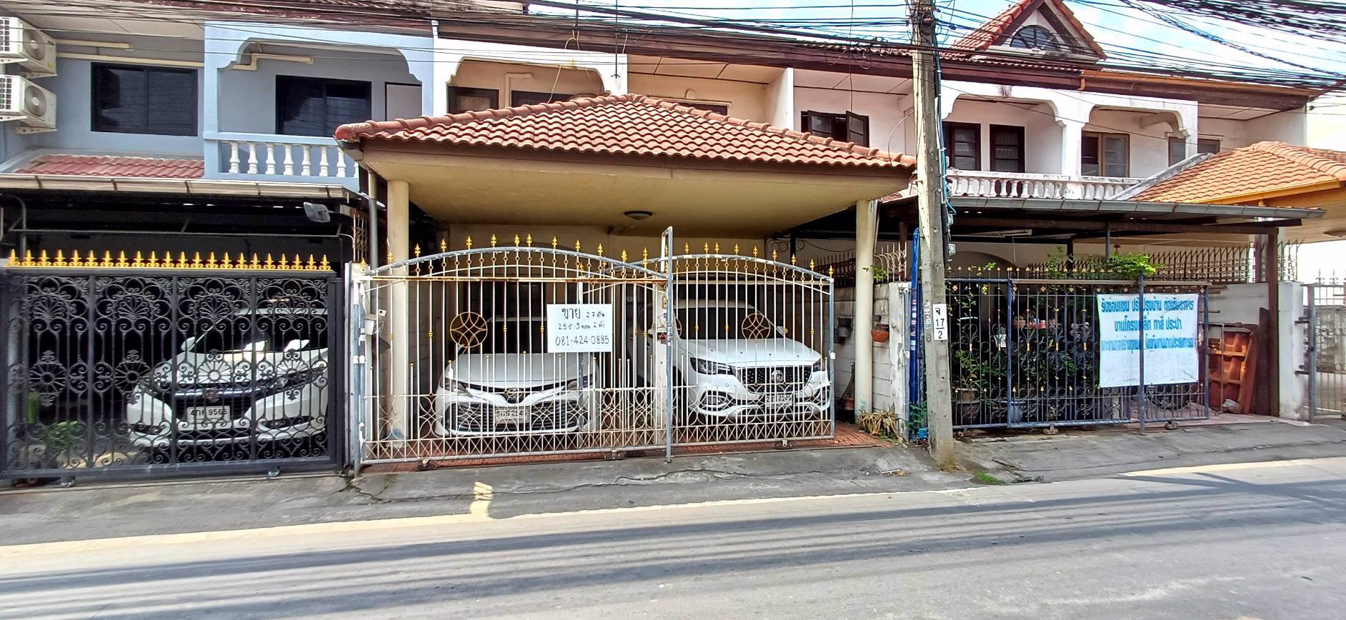 ขายทาวน์เฮ้าส์-ซอยนวมินทร์-111-เนื้อที่-25-ตรว-หน้ากว้าง-6-เมตร-จอดรถคันใหญ่ในบ้านได้-2-คัน-มี-3-ห้