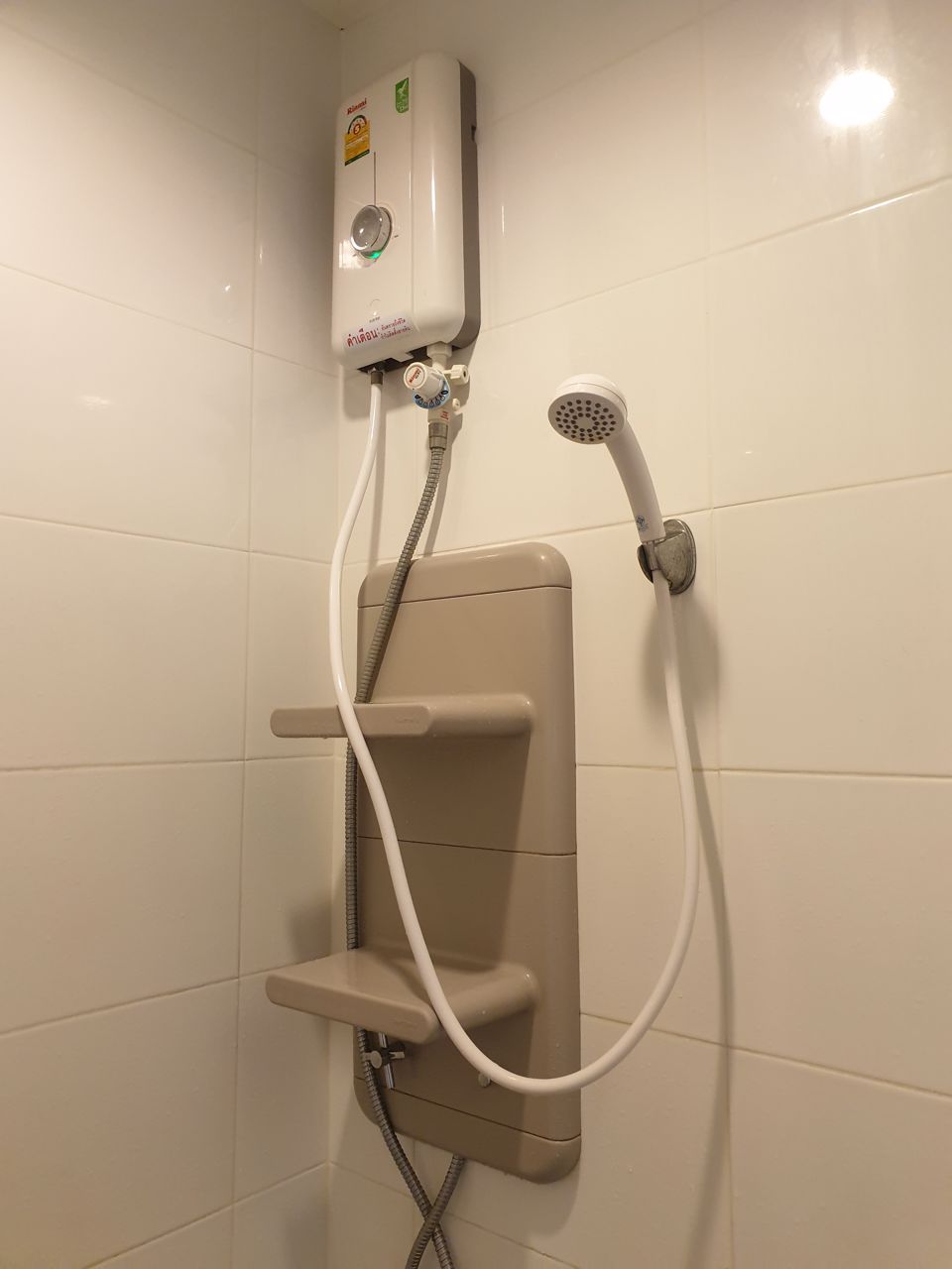 ให้เช่าคอนโดใกล้รถไฟฟ้า-aspire-sukhumvit-48-ชั้น-9-ตึก-n-ขนาด-3253-ตรม-1-ห้องนอน-ใกล้รถไฟฟ้า-bts