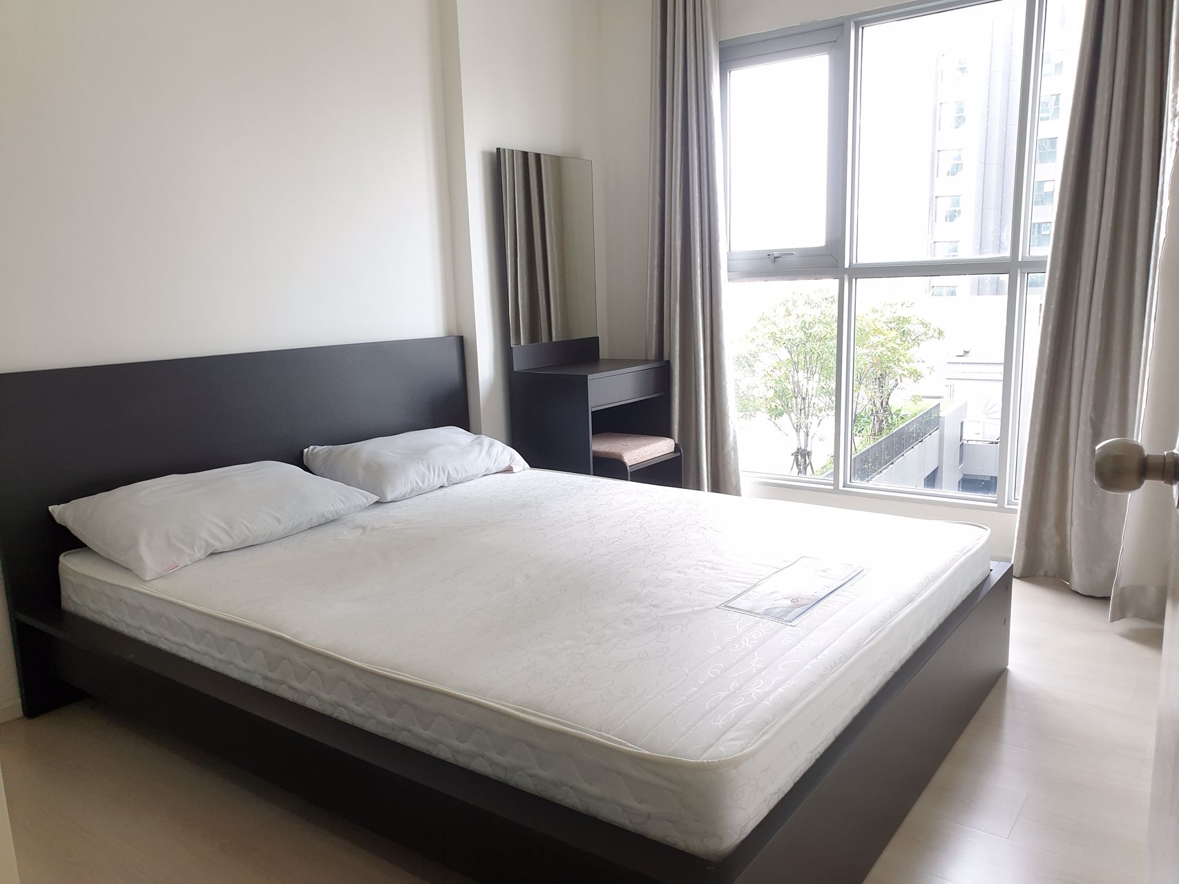 ให้เช่าคอนโดใกล้รถไฟฟ้า-aspire-sukhumvit-48-ชั้น-9-ตึก-n-ขนาด-3253-ตรม-1-ห้องนอน-ใกล้รถไฟฟ้า-bts