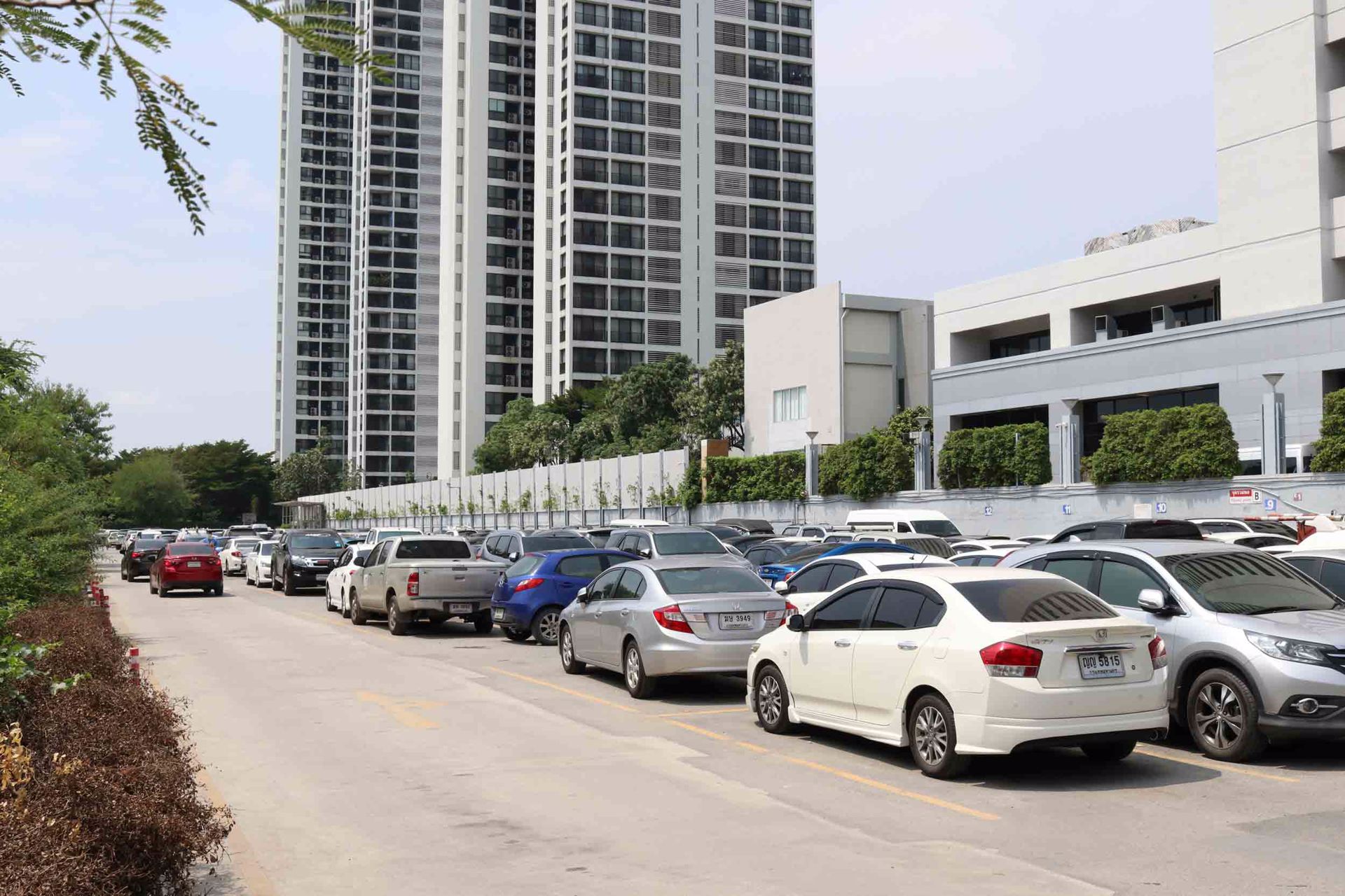 ให้เช่าพื้นที่สำนักงาน-อาคารบางนาทาวเวอร์-ทำเลดี-ติดถนนบางนา