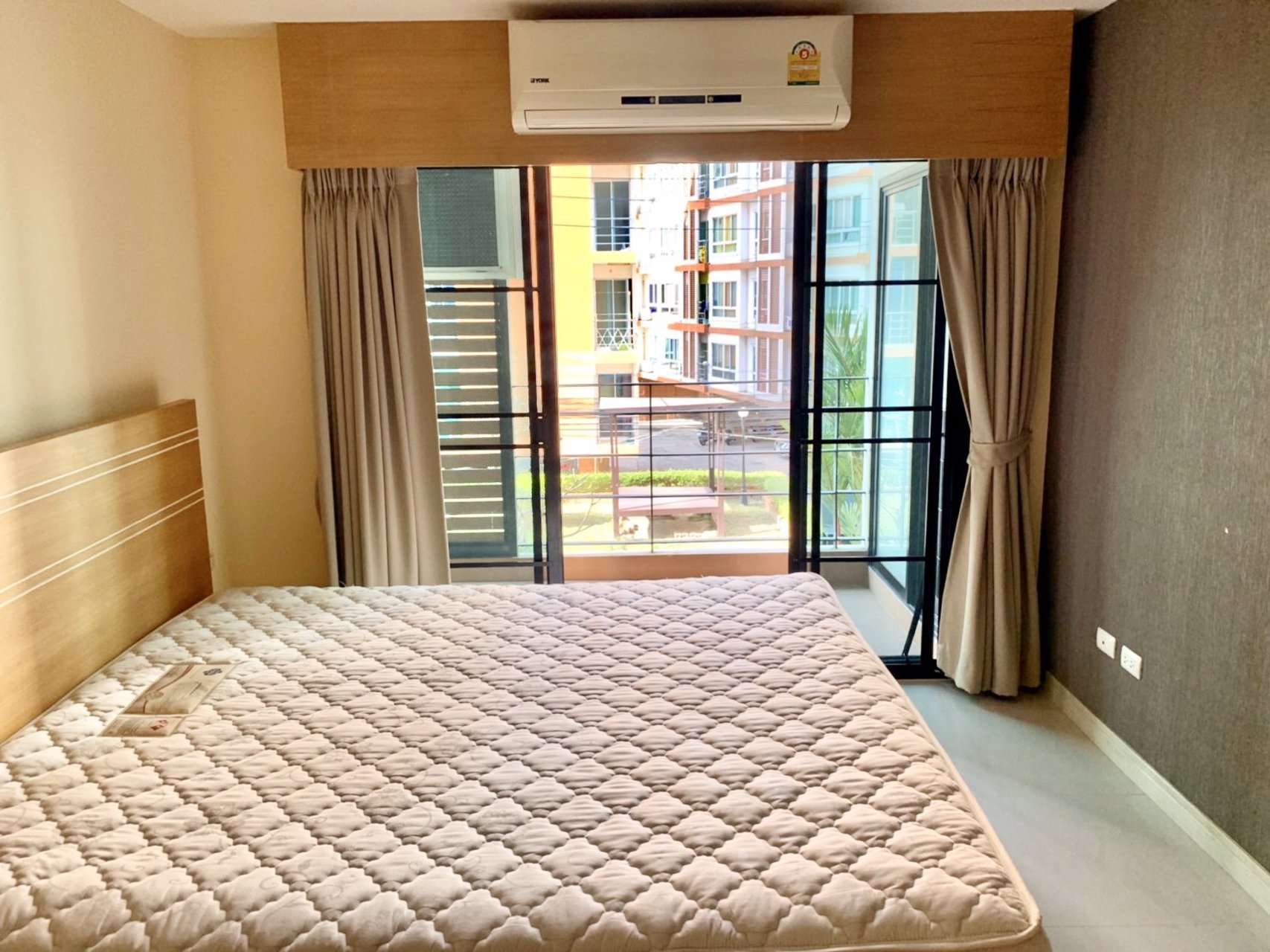 ขายถูกคอนโด-the-north-park-บางแสน