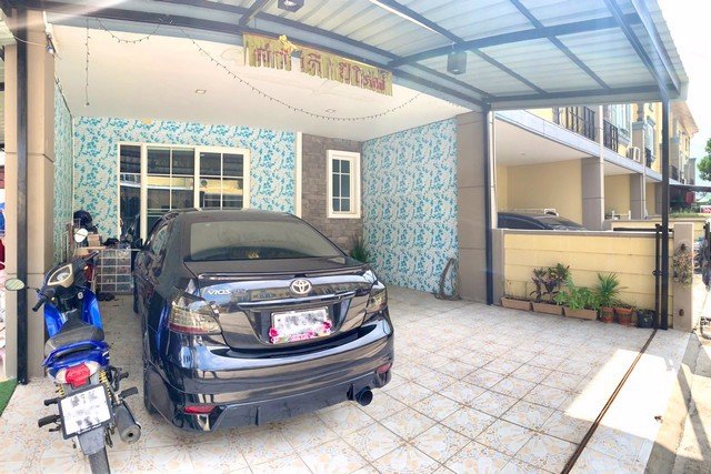 ขาย-ทาวน์โฮม-โกลเด้น-ทาวน์-2-อ่อนนุช-พัฒนาการ-หลังมุม-ใกล้แอร์พอร์ตลิ้งค์ทับช้าง