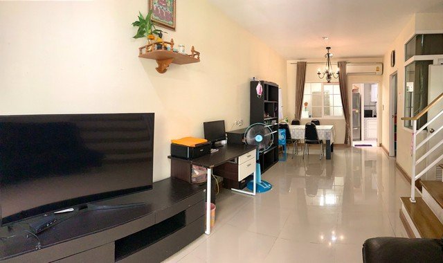 ขาย-ทาวน์โฮม-โกลเด้น-ทาวน์-2-อ่อนนุช-พัฒนาการ-ใกล้แอร์พอร์ตลิงค์ทับช้าง