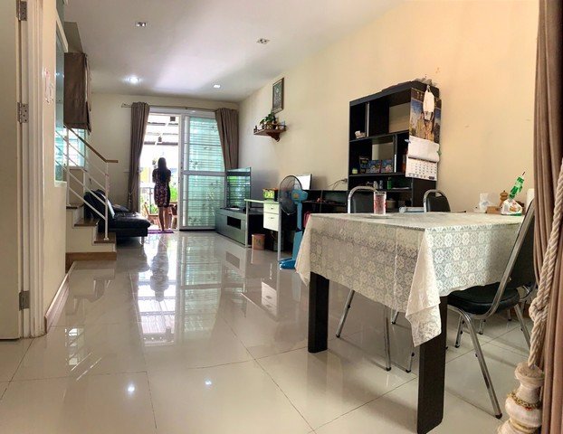 ขาย-ทาวน์โฮม-โกลเด้น-ทาวน์-2-อ่อนนุช-พัฒนาการ-ใกล้แอร์พอร์ตลิงค์ทับช้าง