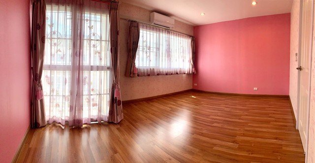 ขาย-ทาวน์โฮม-3-ชั้น-วิลเลต-ซิตี้-พัฒนาการ-38-สภาพดี-ราคาถูก-ต่ำกว่าราคาประเมิน