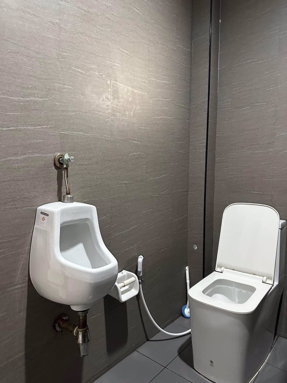 พิเศษภายในเดือนนี้เท่านั้น-ราคาเพียง-2590000-บาท-ค่าโอนคนละครึ่ง