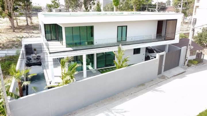 build-villa-for-customer-on-customer-'s-land-contractor-