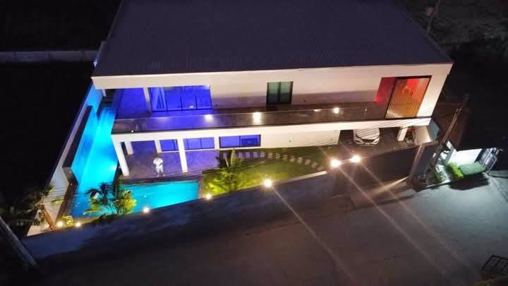 build-villa-for-customer-on-customer-'s-land-contractor-