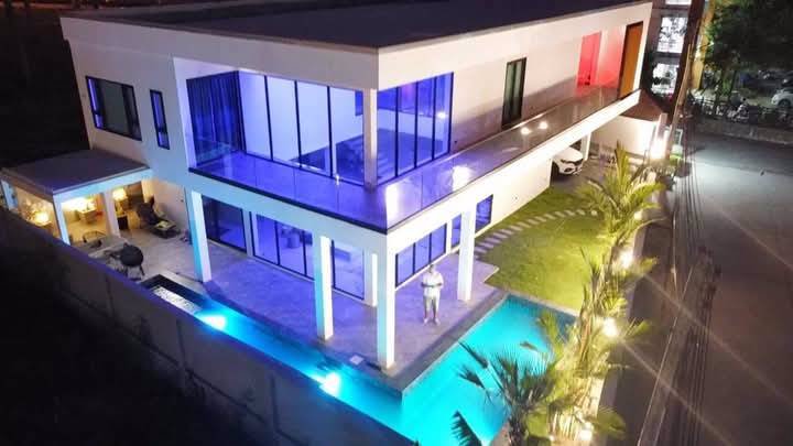 build-villa-for-customer-on-customer-'s-land-contractor-