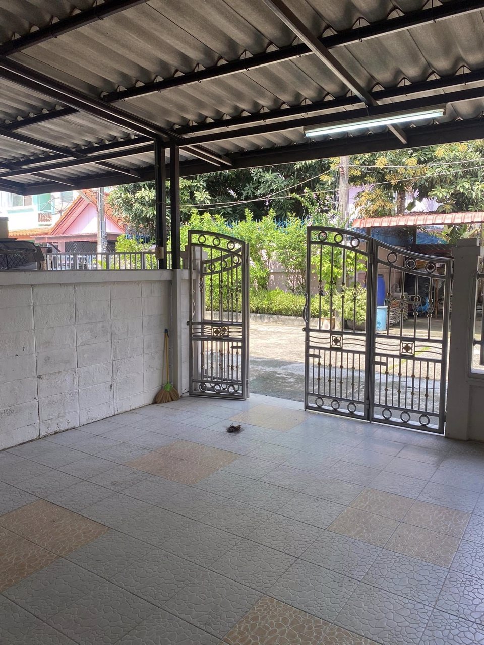 ขายบ้าน-2-ชั้น-ซบรมราชชนนี107-ศาลาธรรมสพน์-ทวีวัฒนา-กทม