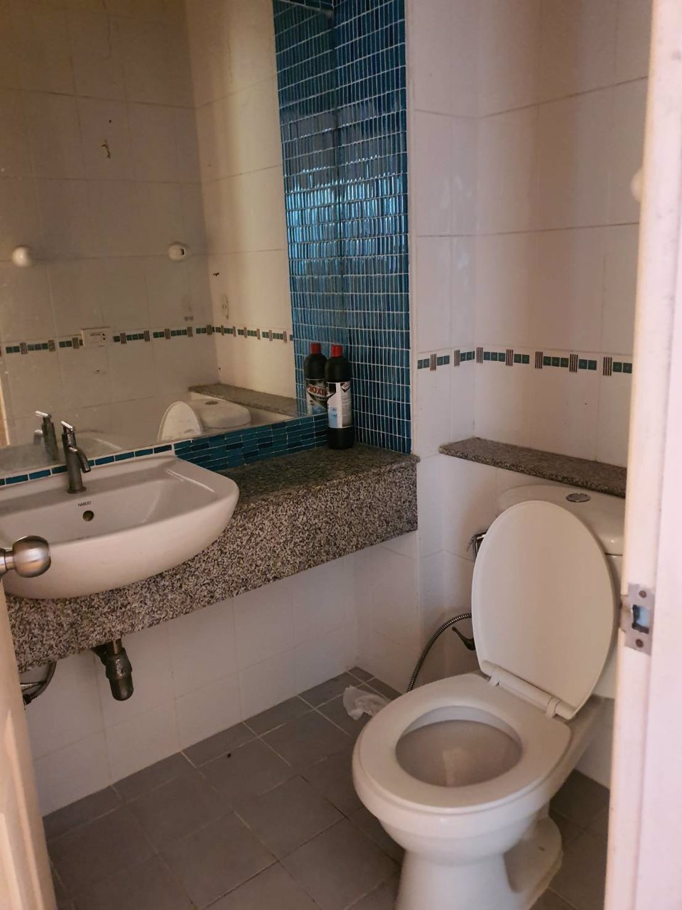 ขายด่วน-คอนโดราคาพิเศษ-ห่างรถใต้ดินเพียง-1-กิโลเมตร