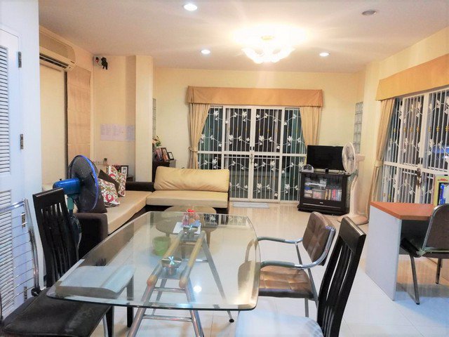 ขายบ้านเดี่ยว-ลาดพร้าว-โชคชัย-4-ซอย31-1-บ้านใหม่-พร้อมอยู่-เงียบสงบ