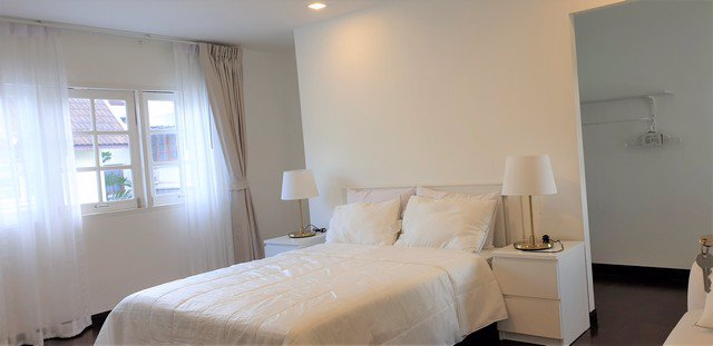 ขายบ้านเดี่ยว-หมู่บ้านเอื้อสุข-ถนนพัฒนาการ-100-ตรวา-ตกแต่งสวยพร้อมเข้าอยู่