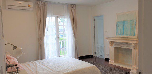 ขายบ้านเดี่ยว-หมู่บ้านเอื้อสุข-ถนนพัฒนาการ-100-ตรวา-ตกแต่งสวยพร้อมเข้าอยู่