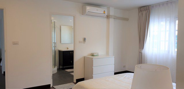 ขายบ้านเดี่ยว-หมู่บ้านเอื้อสุข-ถนนพัฒนาการ-100-ตรวา-ตกแต่งสวยพร้อมเข้าอยู่