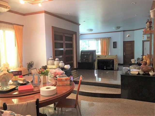 ขายบ้านเดี่ยว-356-ตรวา-พร้อมสระว่ายน้ำ-ในซอยเทิดราชัน-27-แยก-3-สวยงามแข็งแรง-เข้าซอยเพียยง-100-เมตร