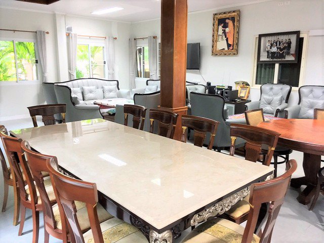 ขายบ้านเดี่ยว-356-ตรวา-พร้อมสระว่ายน้ำ-ในซอยเทิดราชัน-27-แยก-3-สวยงามแข็งแรง-เข้าซอยเพียยง-100-เมตร