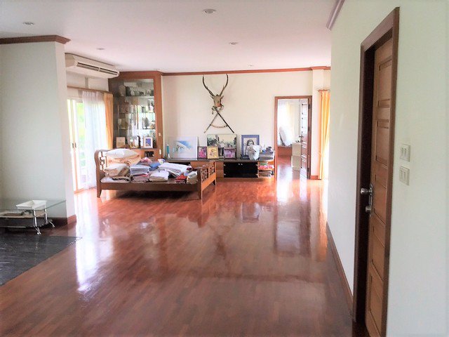 ขายบ้านเดี่ยว-356-ตรวา-พร้อมสระว่ายน้ำ-ในซอยเทิดราชัน-27-แยก-3-สวยงามแข็งแรง-เข้าซอยเพียยง-100-เมตร