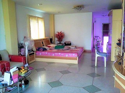 ขายที่ดิน-202-ตรวาราคาถูกมาก-ซอยอ่อนนุช-17-แยก-16-พร้อมบ้าน-2-หลัง-หลังริม