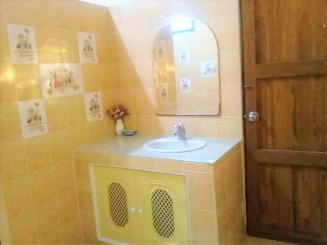 ขายอาคารพานิชย์-35-ชั้น-4คูหา-เนื้อที่-120-ตรวา-ซอยศรีเพชรการเคหะ11-หลังโลตัสศรีนครินทร์