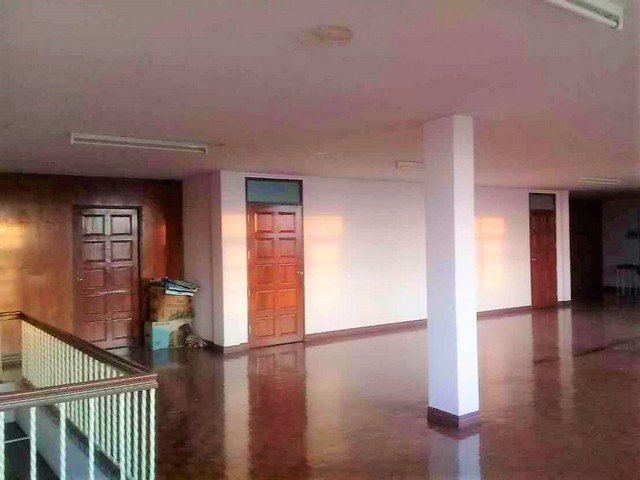 ขายอาคารพานิชย์-35-ชั้น-4คูหา-เนื้อที่-120-ตรวา-ซอยศรีเพชรการเคหะ11-หลังโลตัสศรีนครินทร์