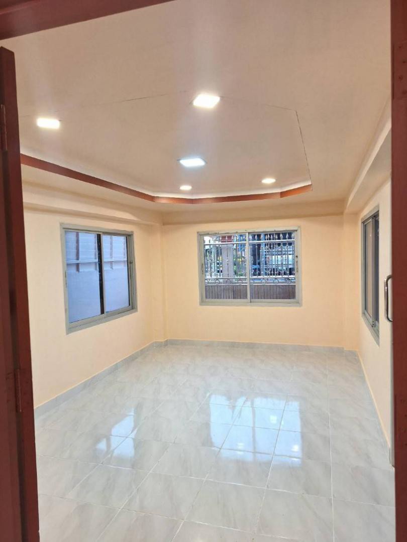 ขายบ้านเดี่ยว-ใกล้ตลาดสุวินทวงศ์-คลองหลวงแพ่ง-ฉะเชิงเทรา