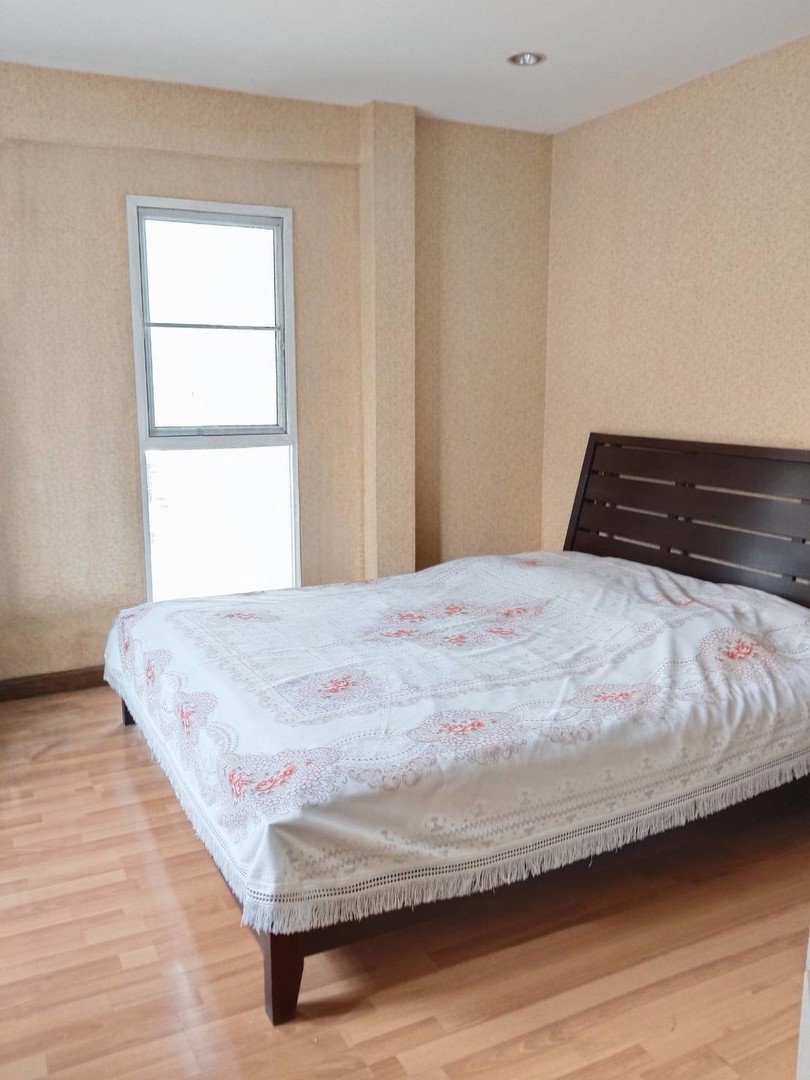 ขายด่วน-บ้านเดี่ยว-2-ชั้น-หลังใหญ่พร้อมอยู่-โครงการ-มนลินเรสสิเด้นท์-หทัยราษฏร์-29-ราคาพิเศษ