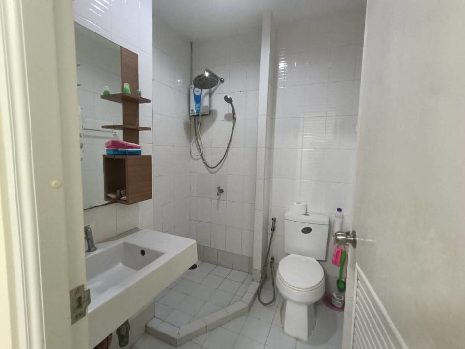 ขายด่วน-ทาวเฮ้าส์ราคาถูกมาก-ทำเลดีเยี่ยม-หมู่บ้านพฤกษาพรีเว่-เลียบด่วน-เกษตรนวมินทร์